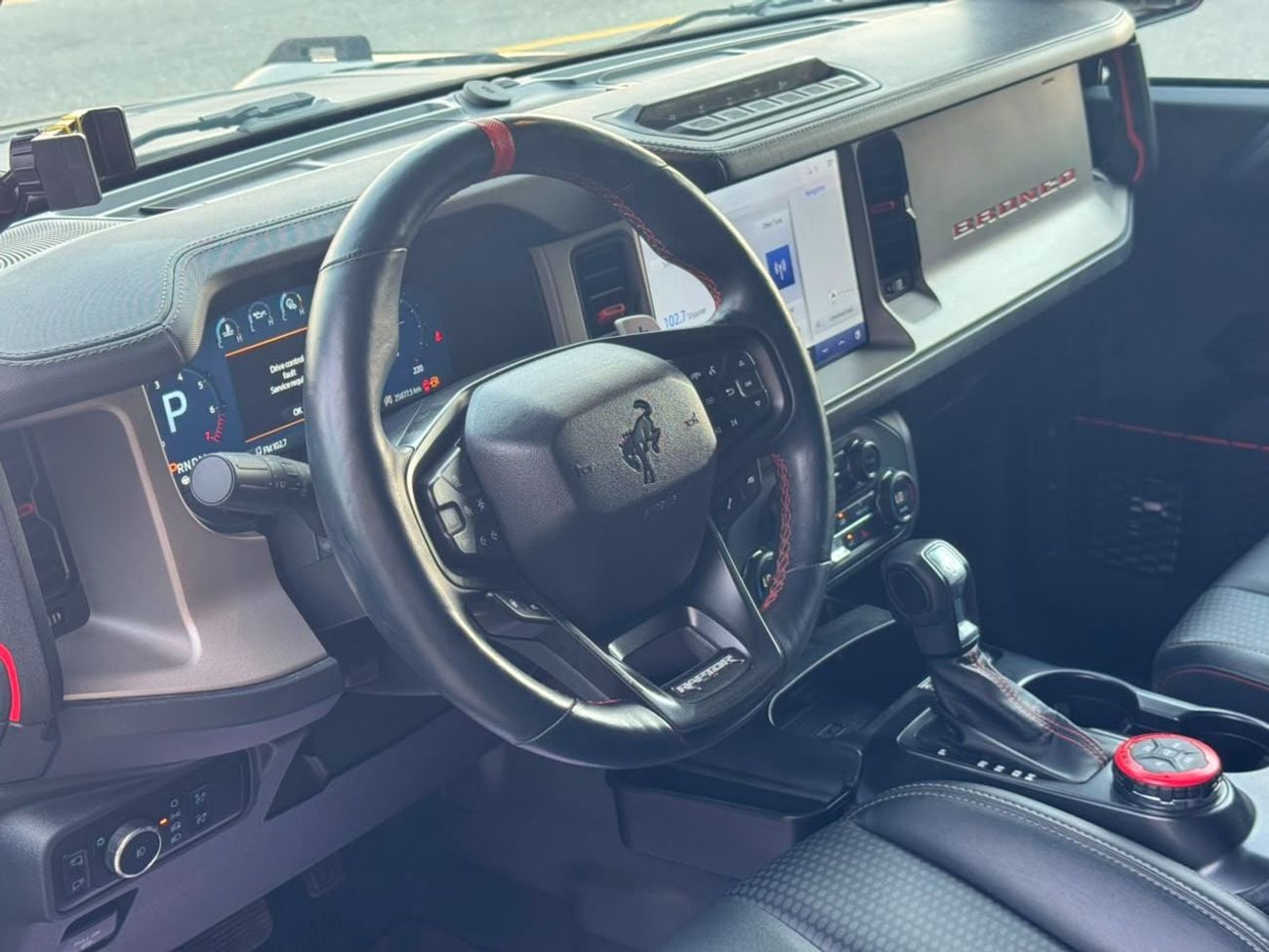 Ford Bronco RAPTOR / V6 3.0 TT / LOW MILEAGE / RADAR / LINE ASSEST / 360 CAMERA / ORIGINAL FOX SUSPENSION KIT