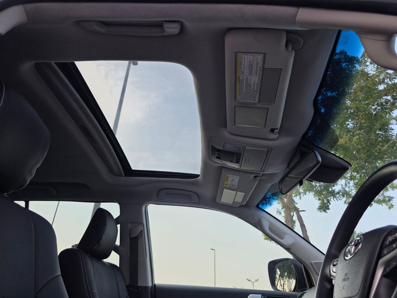 Toyota Prado RIGHT HAND DRIVE ONLY FOR EXPORT 2.8L FULL OPTION