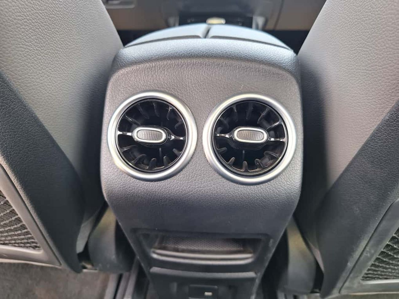 Mercedes-Benz EQB 350 2024 MERCEDES BENZ EQB-350 4 MATIC 7 SEATS