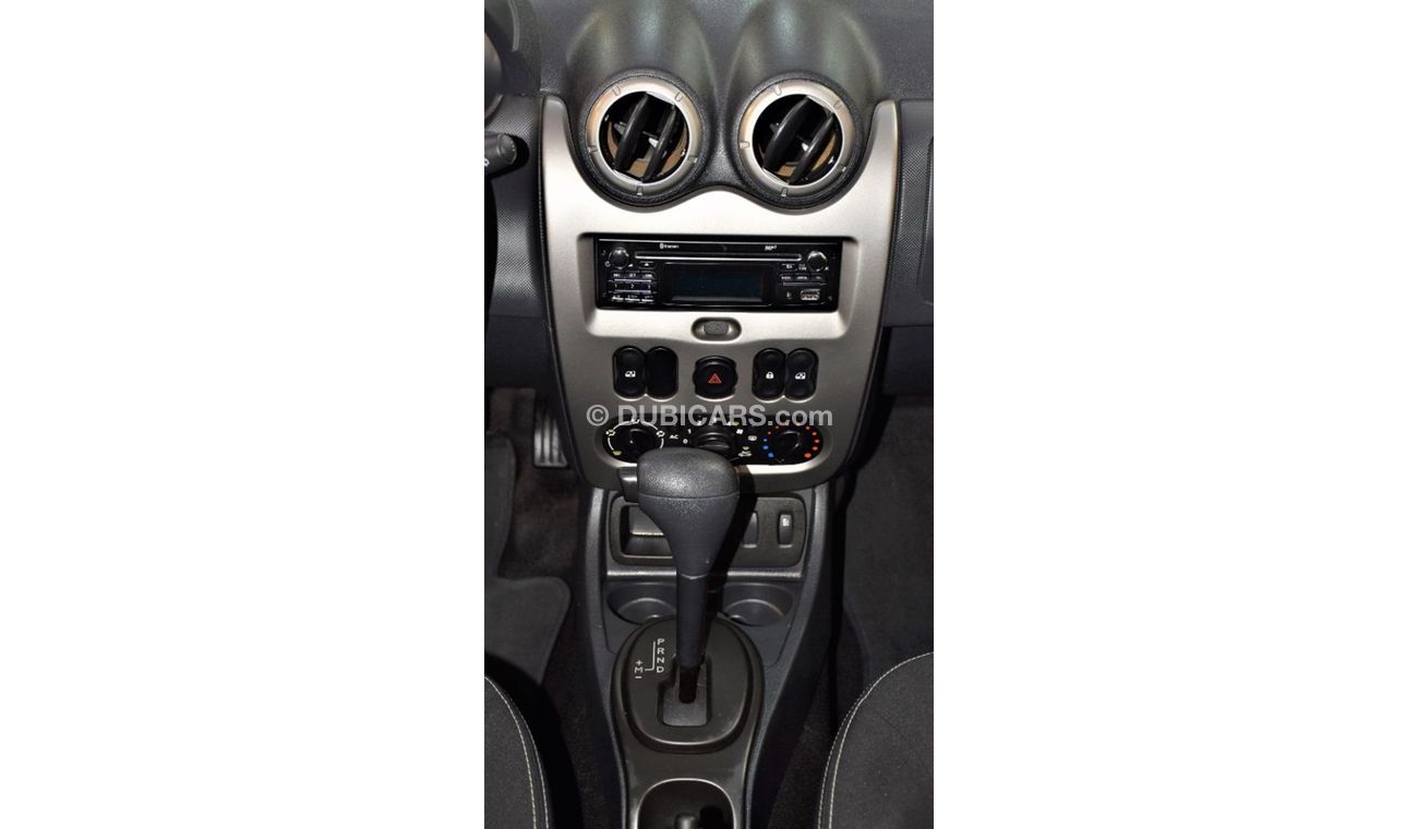 رينو داستر EXECELLENT DEAL for this Renault Duster 2015 Model!! in Dark Green Color! GCC Specs