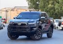 تويوتا هيلوكس أدفنتشر محرك SR5 V4 سعة 2.7 لتر بتصميم مُحسّن مستوحى من طراز Adventure 2025، مع خيارات كاملة من حيث الشكل ال