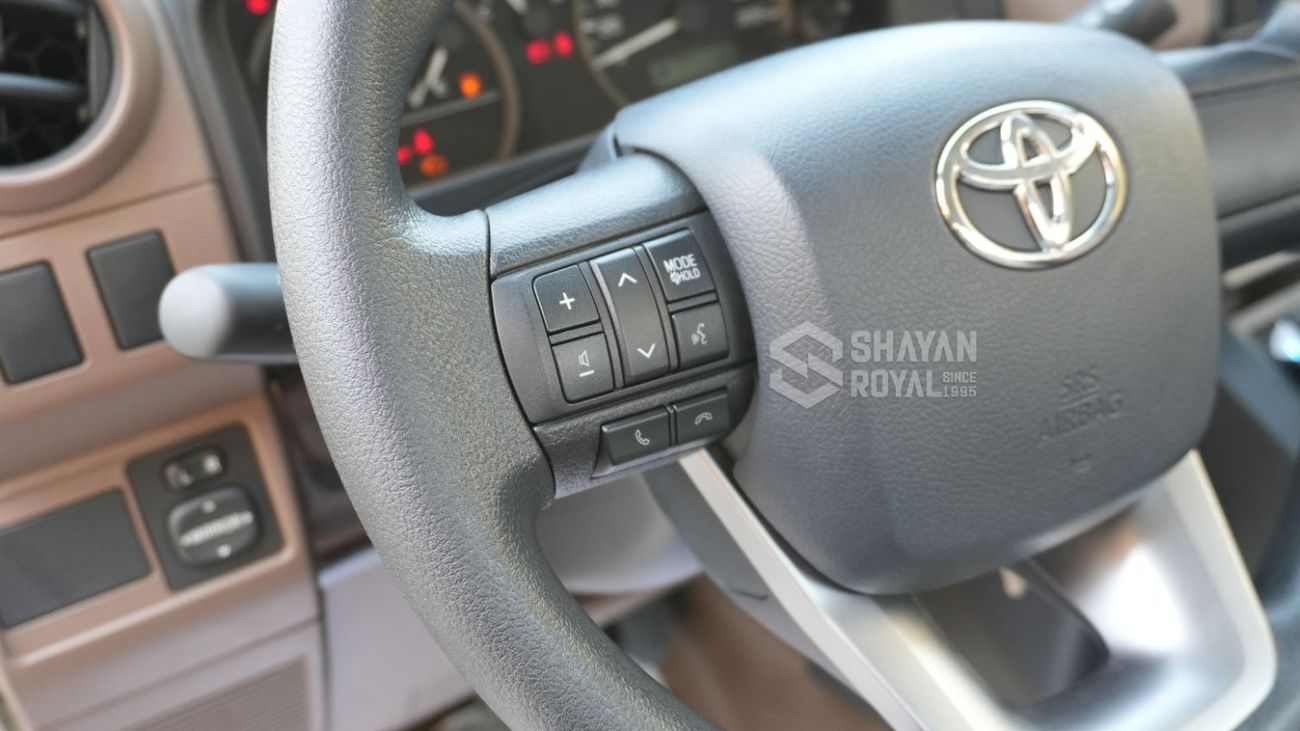 Toyota Land Cruiser Pick Up Standard LC79 4.0L PETROL 4WD SC AT 2026MY