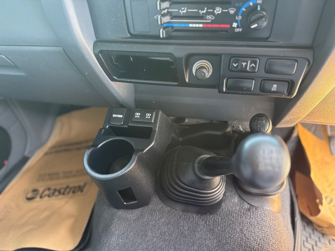 تويوتا لاند كروزر بيك آب Double Cabin 4.5L