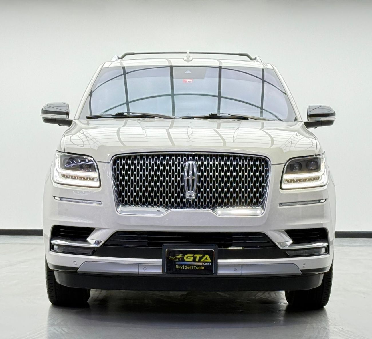 Lincoln Navigator Presidential 3.5L 2019 Lincoln Navigator Presidential, Warranty, Full Lincoln Service History, 8 Sea