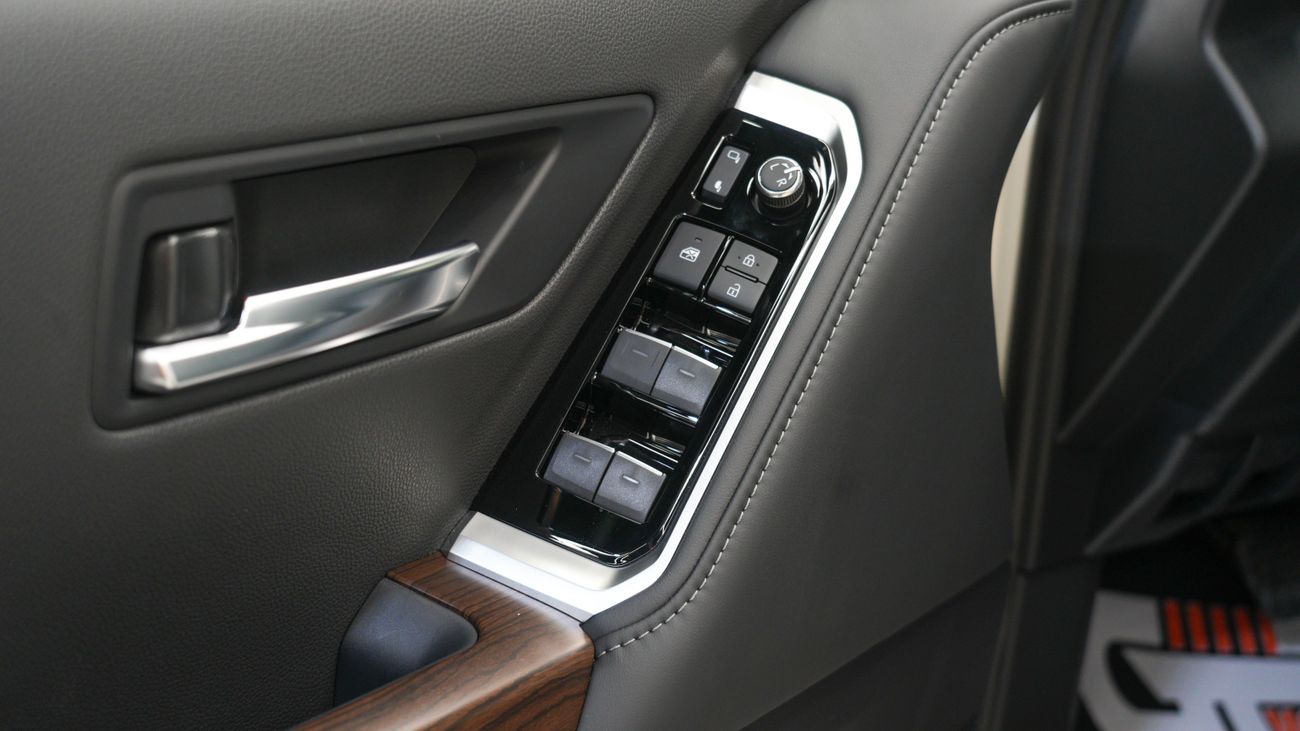 تويوتا لاند كروزر