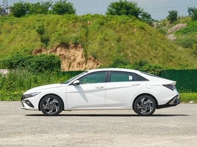 Hyundai Elantra SMART