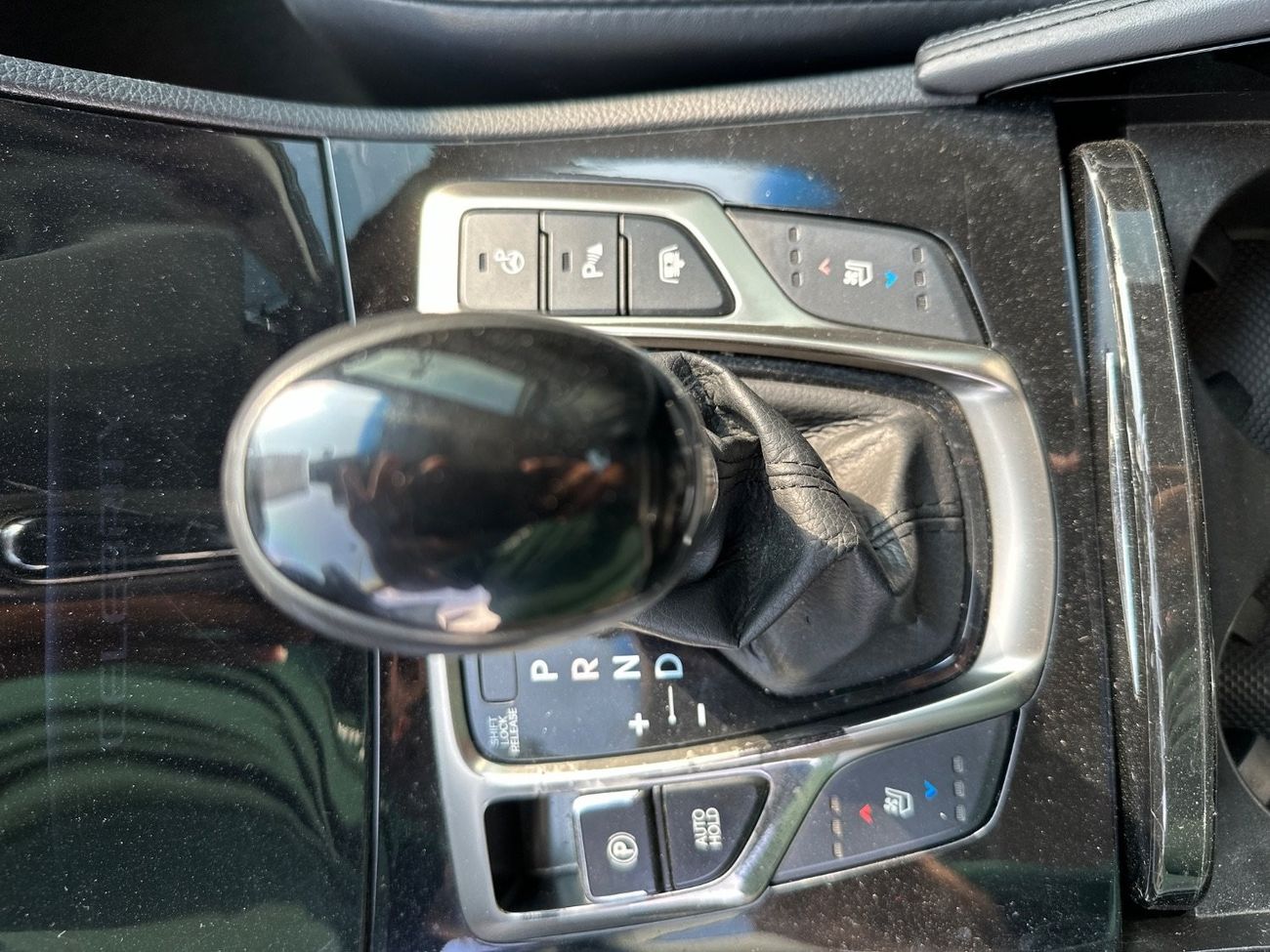 هيونداي جراندور خاله من الحوادث