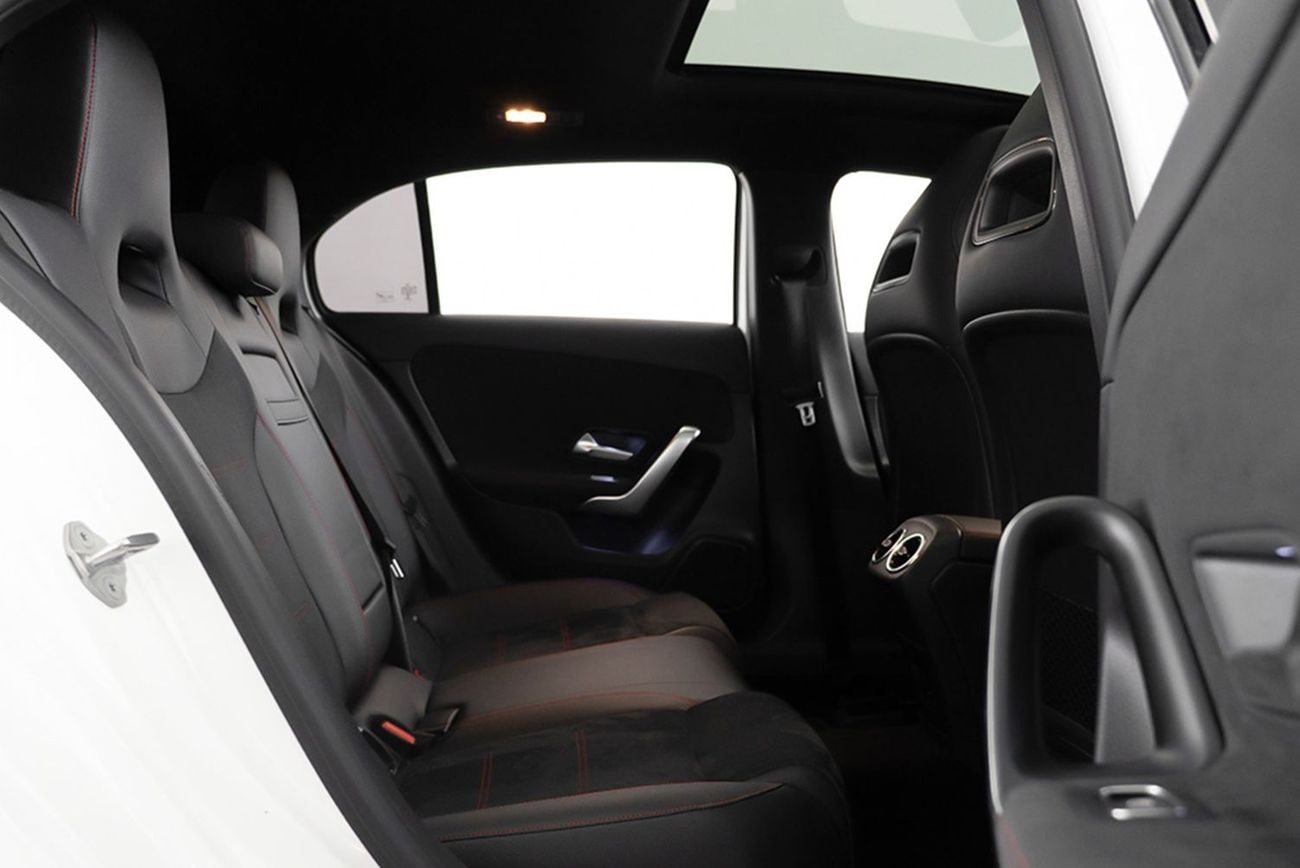 Mercedes Benz A200 Std 2.0L