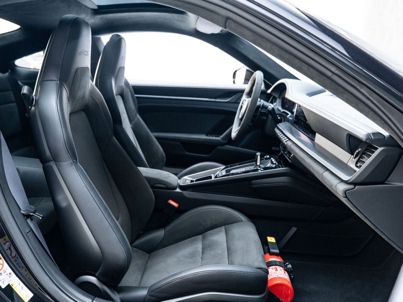 بورش 911 CARRERA 4GTS