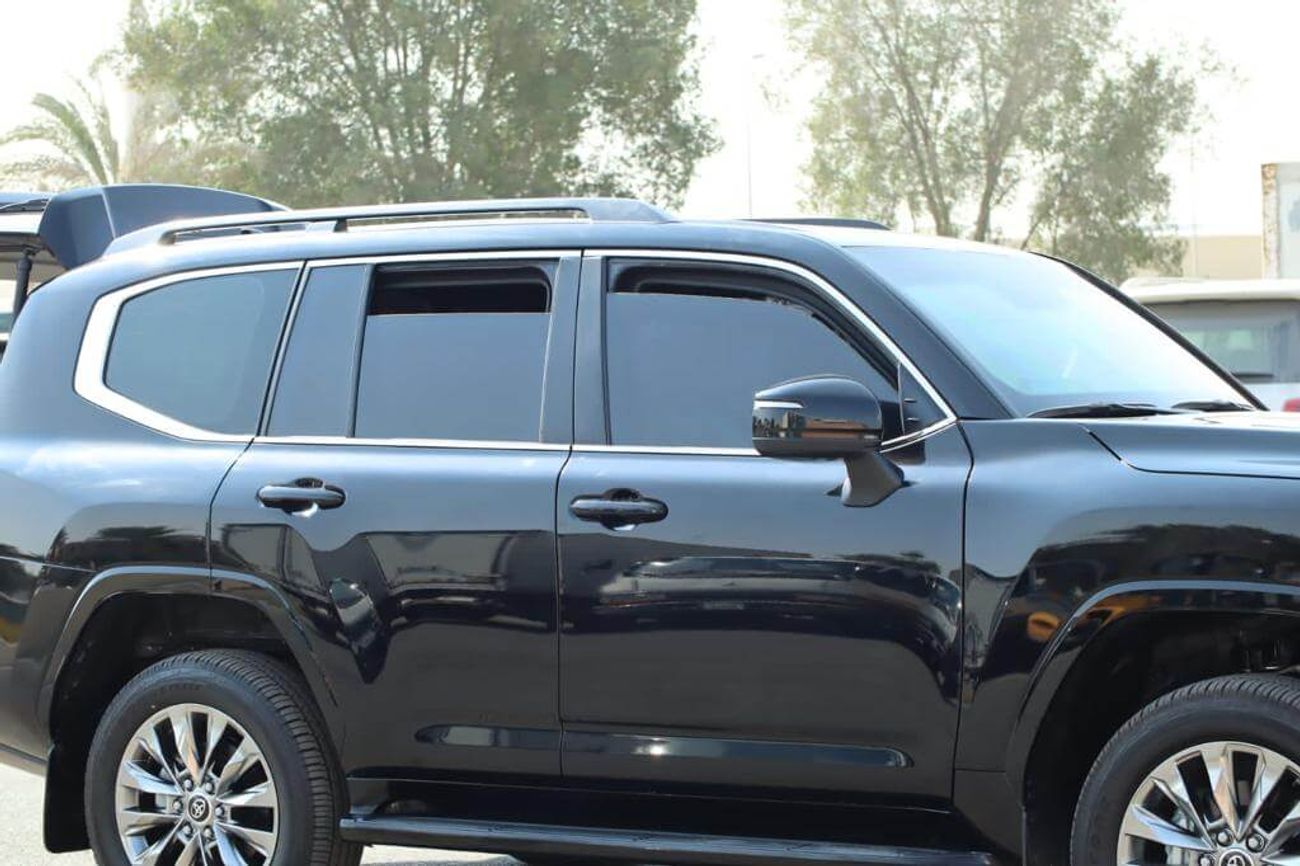 تويوتا لاند كروزر تويوتا لاندكروزر LC300 فئة VXR مصفحة 3.5 لتر موديل 2026 – فل فل أوبشن