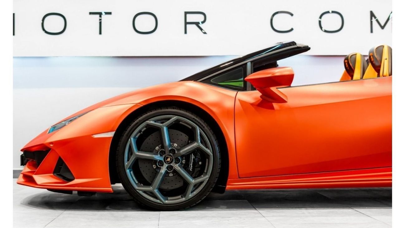 Lamborghini Huracan 2023 Lamborghini Huracan Evo Sypder, 2028 Lamborghini Warranty, 2026 Service Contract, Low KMs, GCC