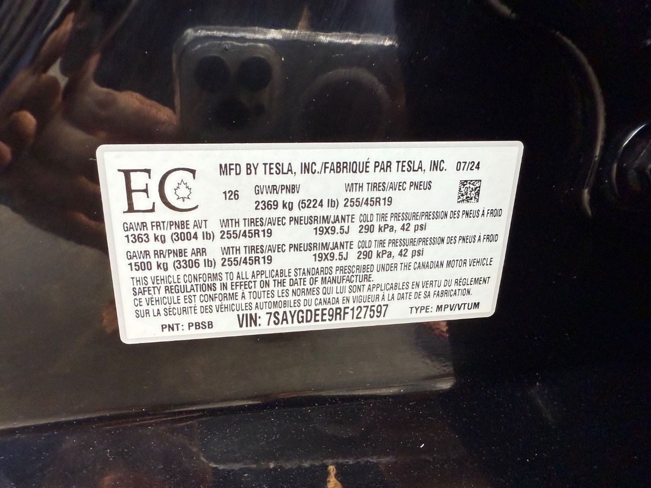 Tesla Model Y 2024 DUAL MOTOR AUTO PILOT LONG RANGE 360 CAMERAS CANADA SPEC