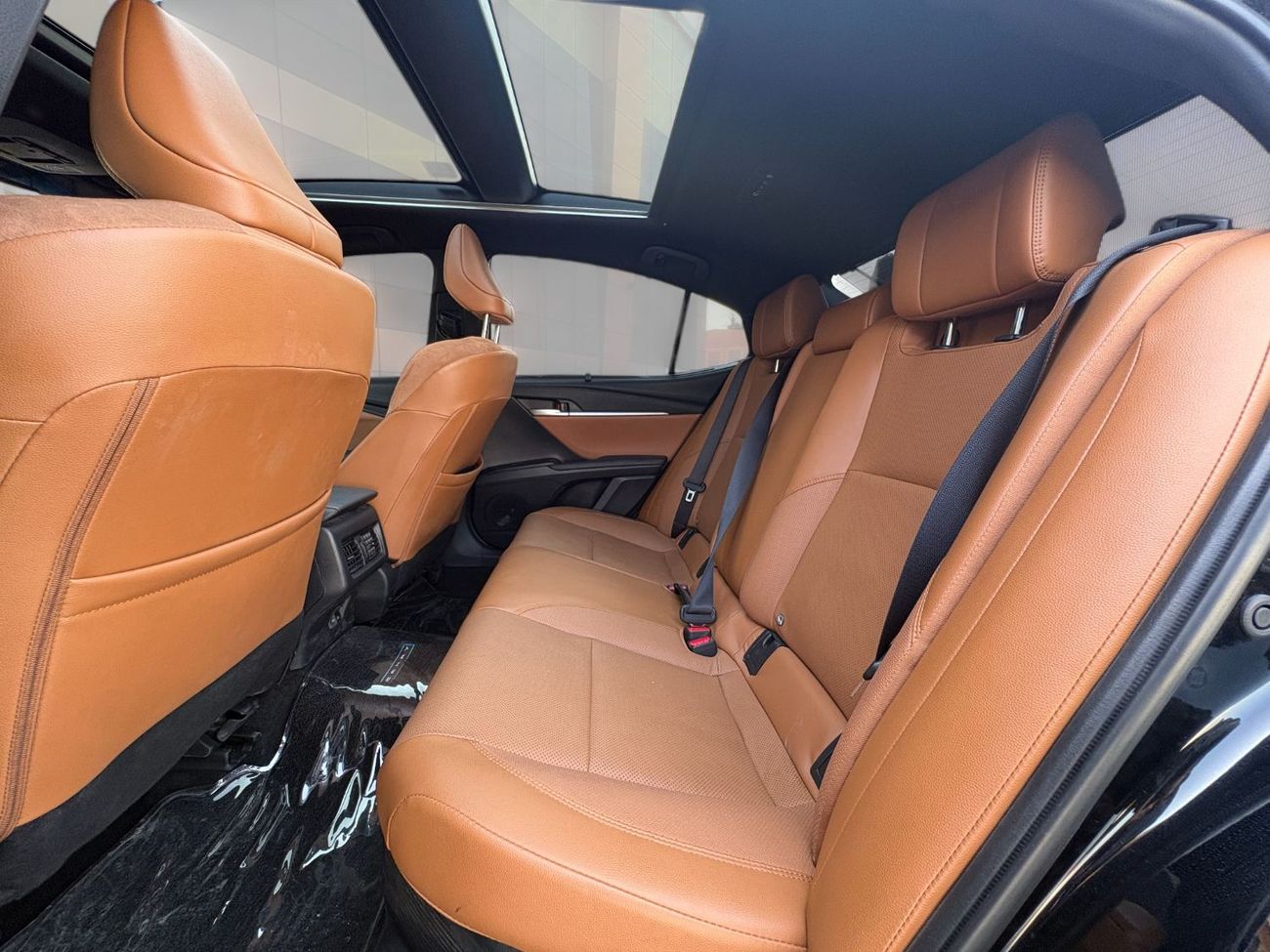 تويوتا كامري LUMIERE 2.5L HYBRID A/T | 2025 | GCC SPECS | AED 2,150 per month