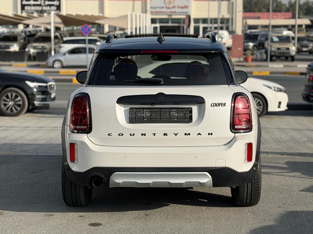 Mini Cooper Countryman Mini Cooper CountryMan / 2023 / GCC / Free Accident / Only 34,000Km