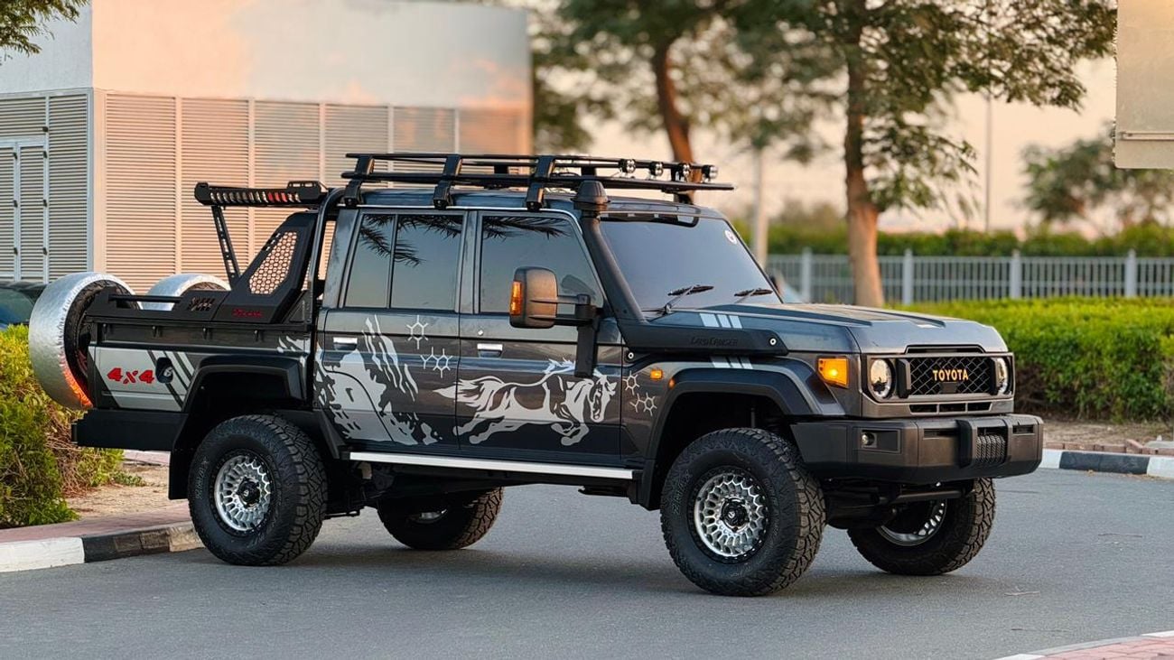 Toyota Land Cruiser Pick Up MODIFIED TO 2025 MODEL | MANUAL TRANSMISSION | DOUBLE CABIN | SPORTS BAR WITH BASKET | 4.5L DIESEL