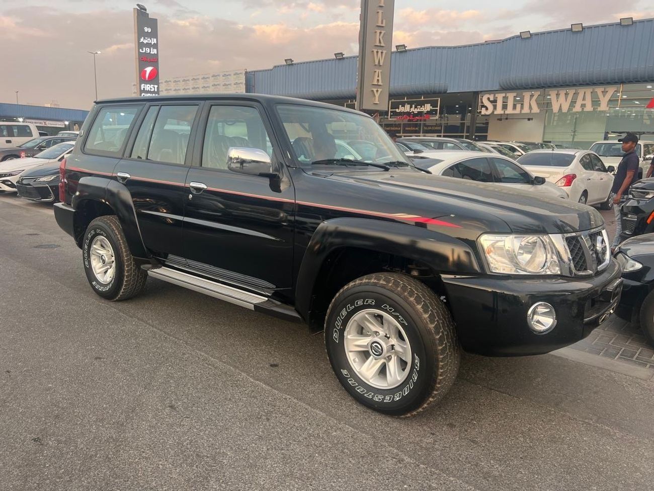 نيسان باترول سفاري Safari 4.8L M/T