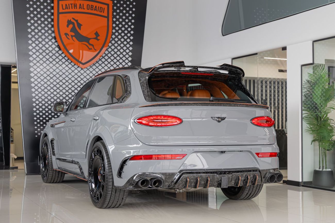 Bentley Bentayga ORIGINAL MANSORY  Bentayga - Crystal-Cut Headlights, Carbonado Evo Bespoke Carbon Exterior - 2025