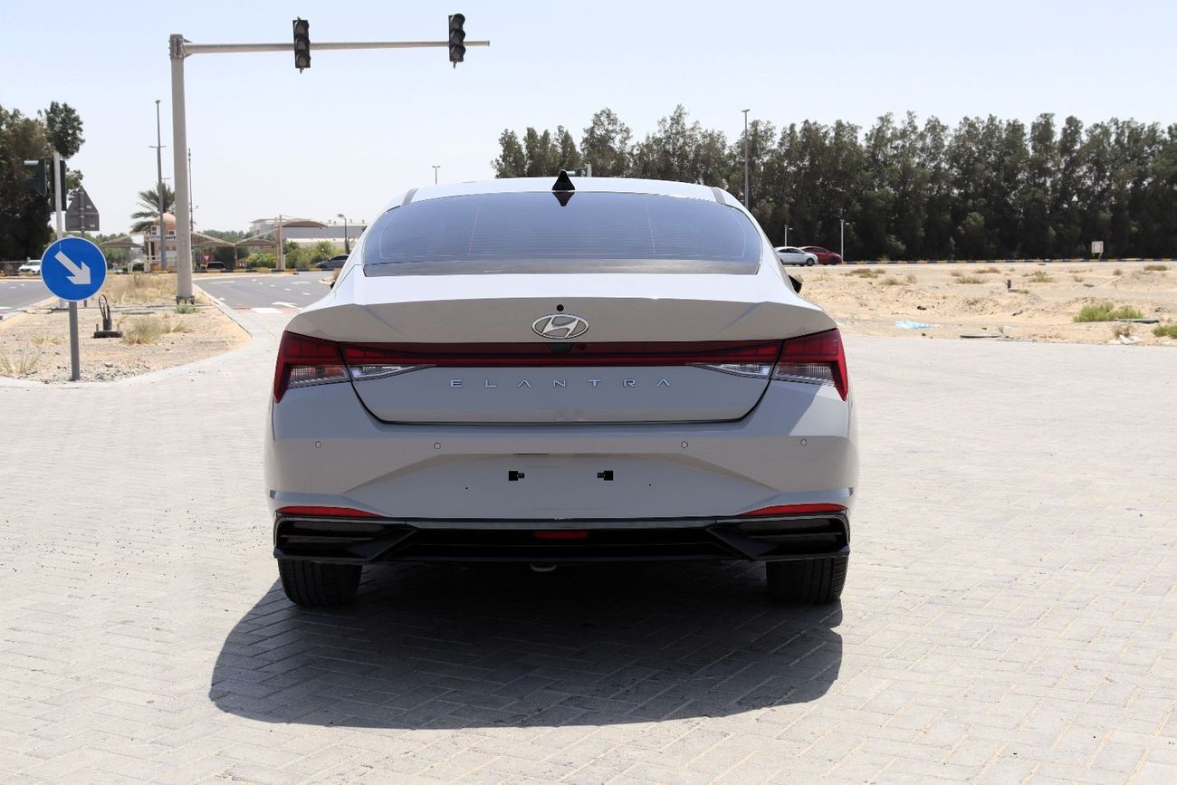 Hyundai Elantra Smart 1.6L