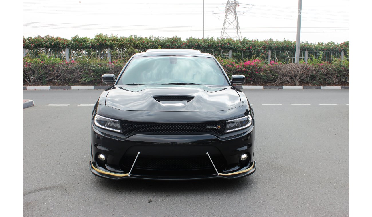 دودج تشارجر / SCATPACK/ SRT 6.4 / GCC/ FULL SERVICE HISTORY / WARRANTY TO 2023 OR 100K/ al- futtaim