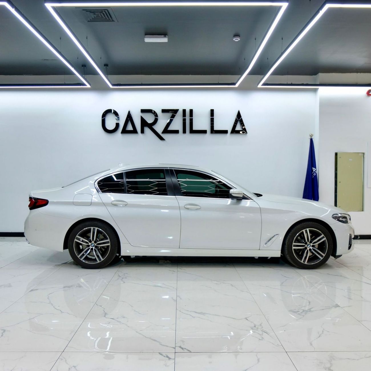 BMW 520i BMW 520i 2021 – White | Under Warranty & Service Contract | GCC Specs