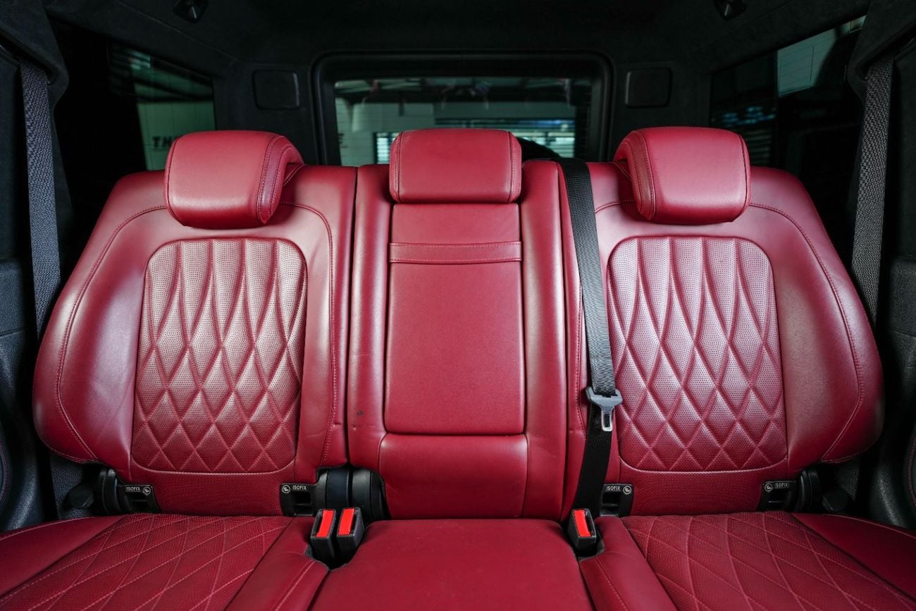 Mercedes Benz G63 AMG STD Low Mileage-Well Maintained-GCC-Night package
