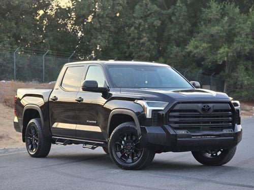 Toyota Tundra TOYOTA TUNDRA SR5 2024 // V6 TWIN TURBO // ORGINAL PAINT // PERFECT CONDITION // LOW MILEAGE
