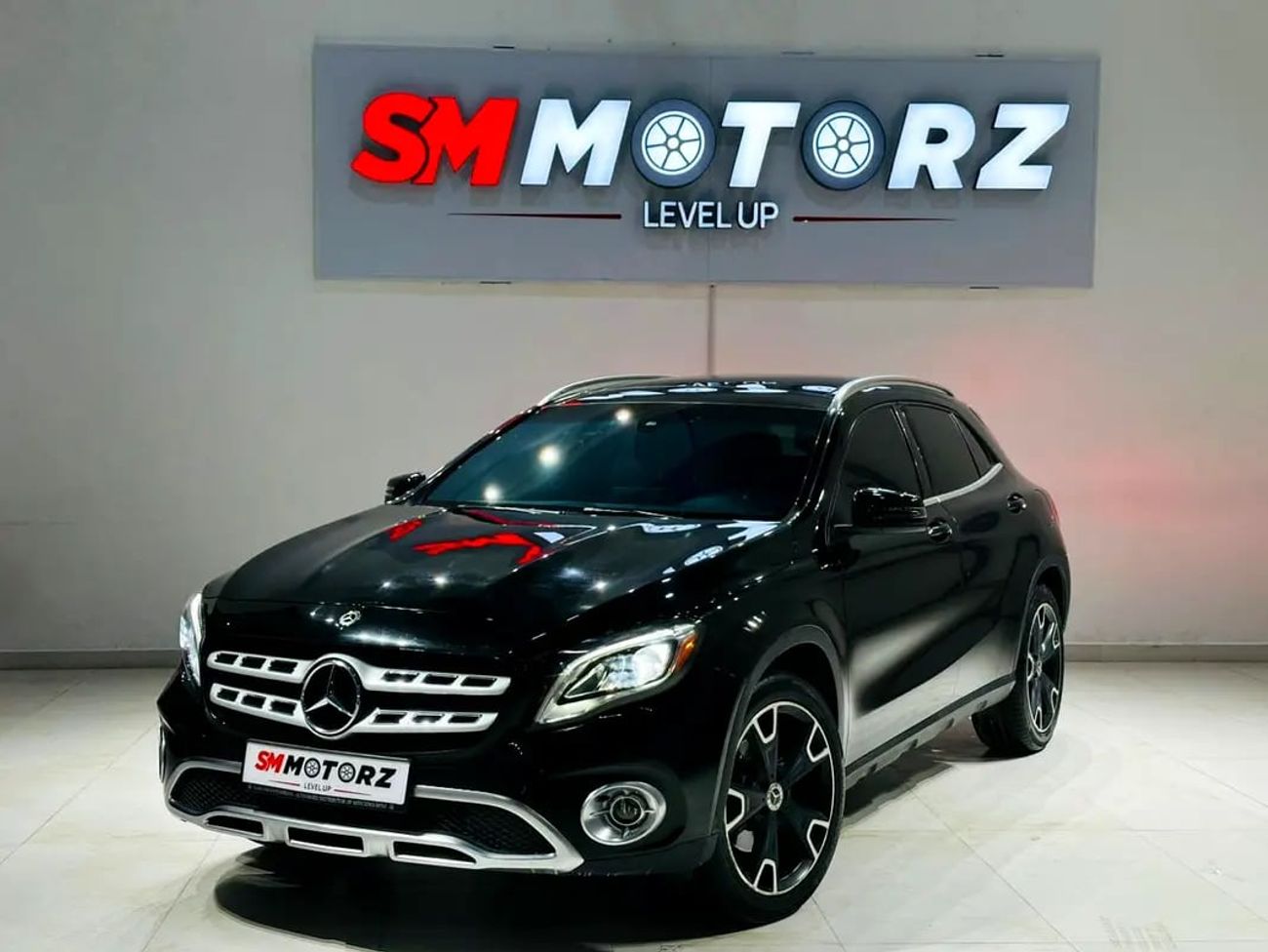 مرسيدس بنز GLA 250 Std 2.0L (208 HP)