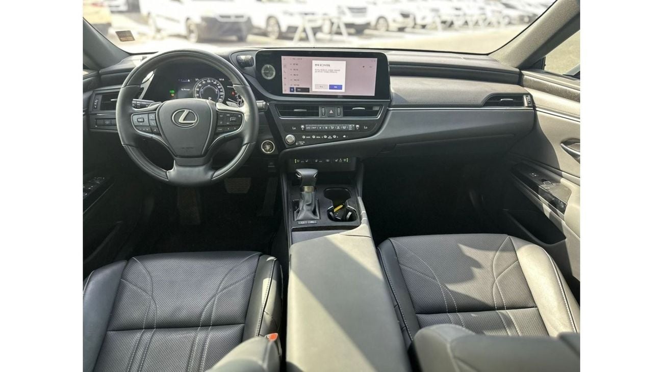 Lexus ES 300 LEXUS ES 300 HYBRID 2023 KOREA SPECS