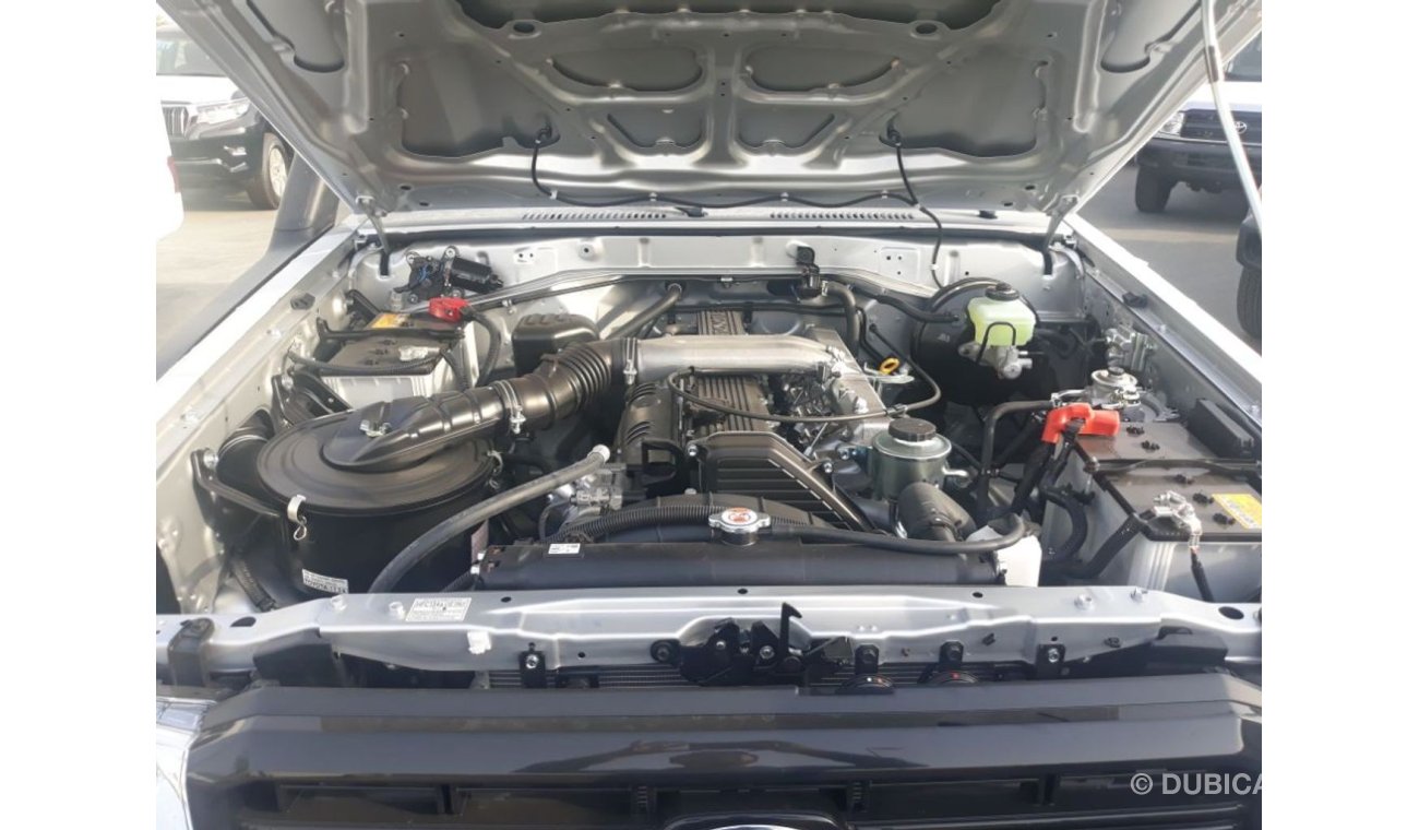 Toyota Land Cruiser 70 4.2L DIESEL LC 76 5 DOOR  V6