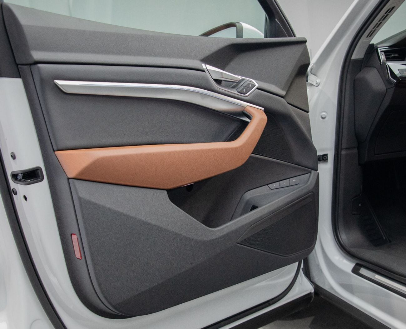 أودي اي ترون 55 Quattro