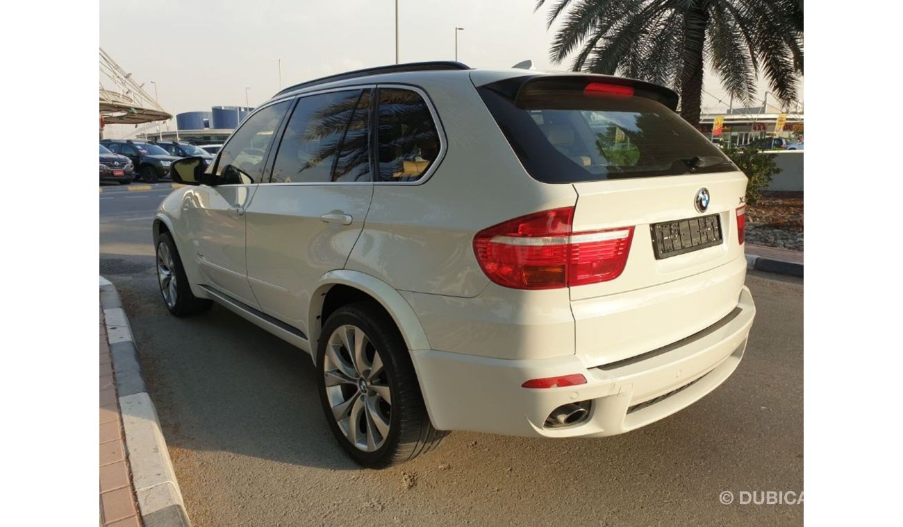 بي أم دبليو X5 XDrive 30i - ///MKit - GCC - immaculate Condition