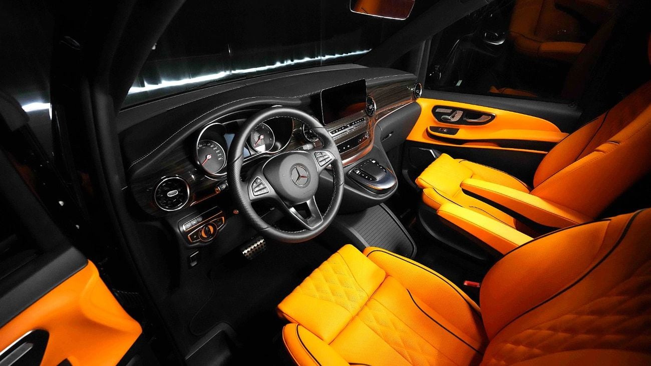 مرسيدس بنز V 250 | NEGOTIABLE PRICE | V CLASS LONG WHEELBASE | MAYBACH KIT | IMMACULATE CONDITION