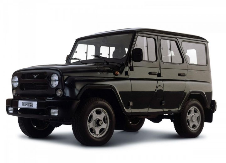UAZ هنتر cover - Front Left Angled