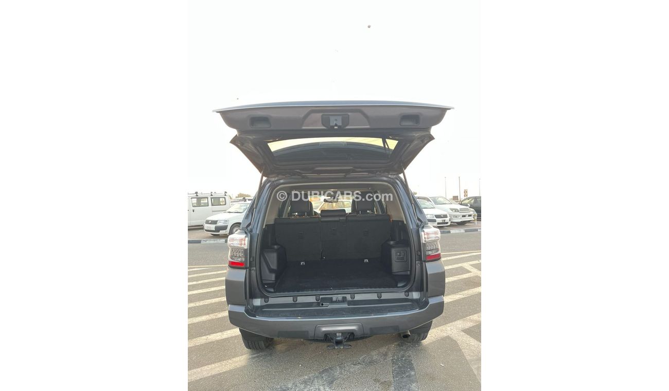 Toyota 4Runner 2021 Toyota 4Runner SR5 Premium 4x4 Full Option/ EXPORT ONLY / فقط للتصدير