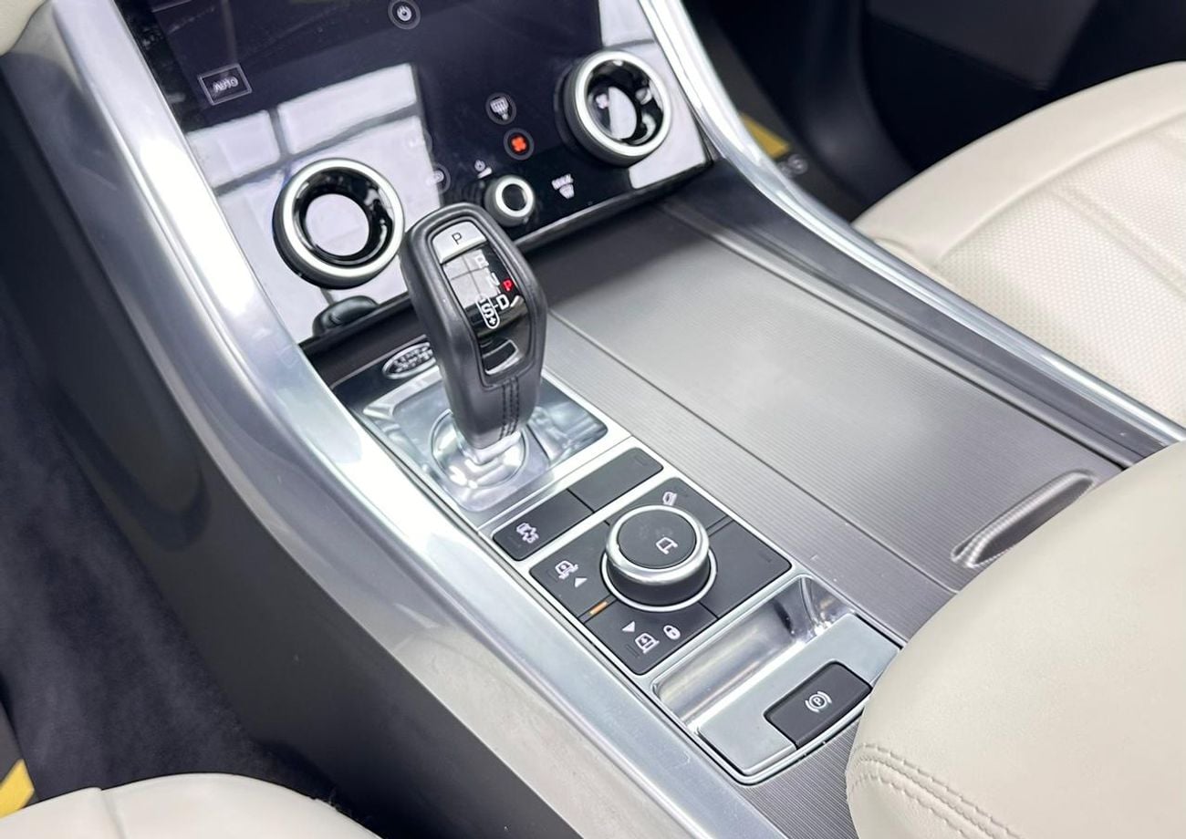 Land Rover Range Rover Sport 2019 Range Rover Sport Supercharged, 1 Years Warranty Unlimited Km, Full Service History, GCC