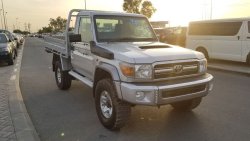 تويوتا لاند كروزر بيك آب Right-Hand diesel v8 perfect condition clean inside and outside