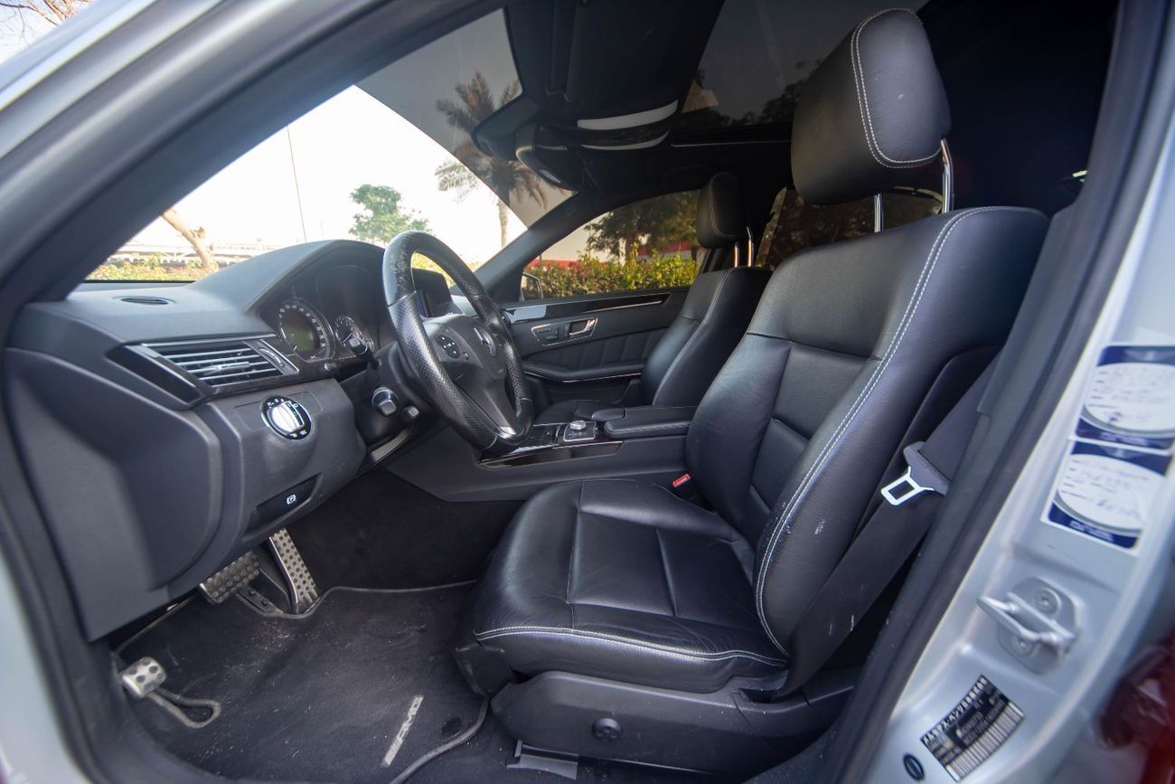 Mercedes-Benz E 350 Mercedes-Benz E350 2010, 3.5L V6, Automatic, RWD. Mileage: 180,000 km. Excellent condition inside an