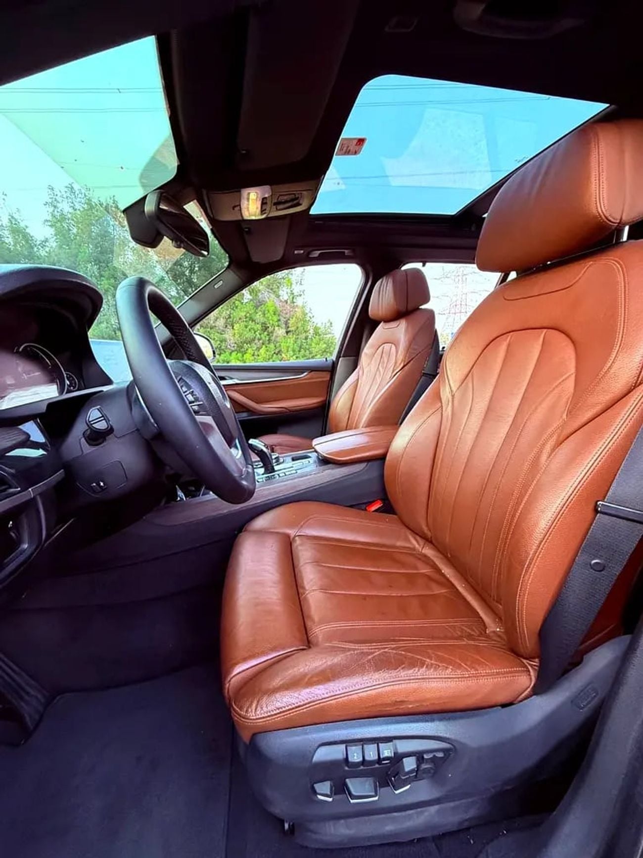 BMW X5 XDRIVE35I GCC Specs - Maintained Luxury