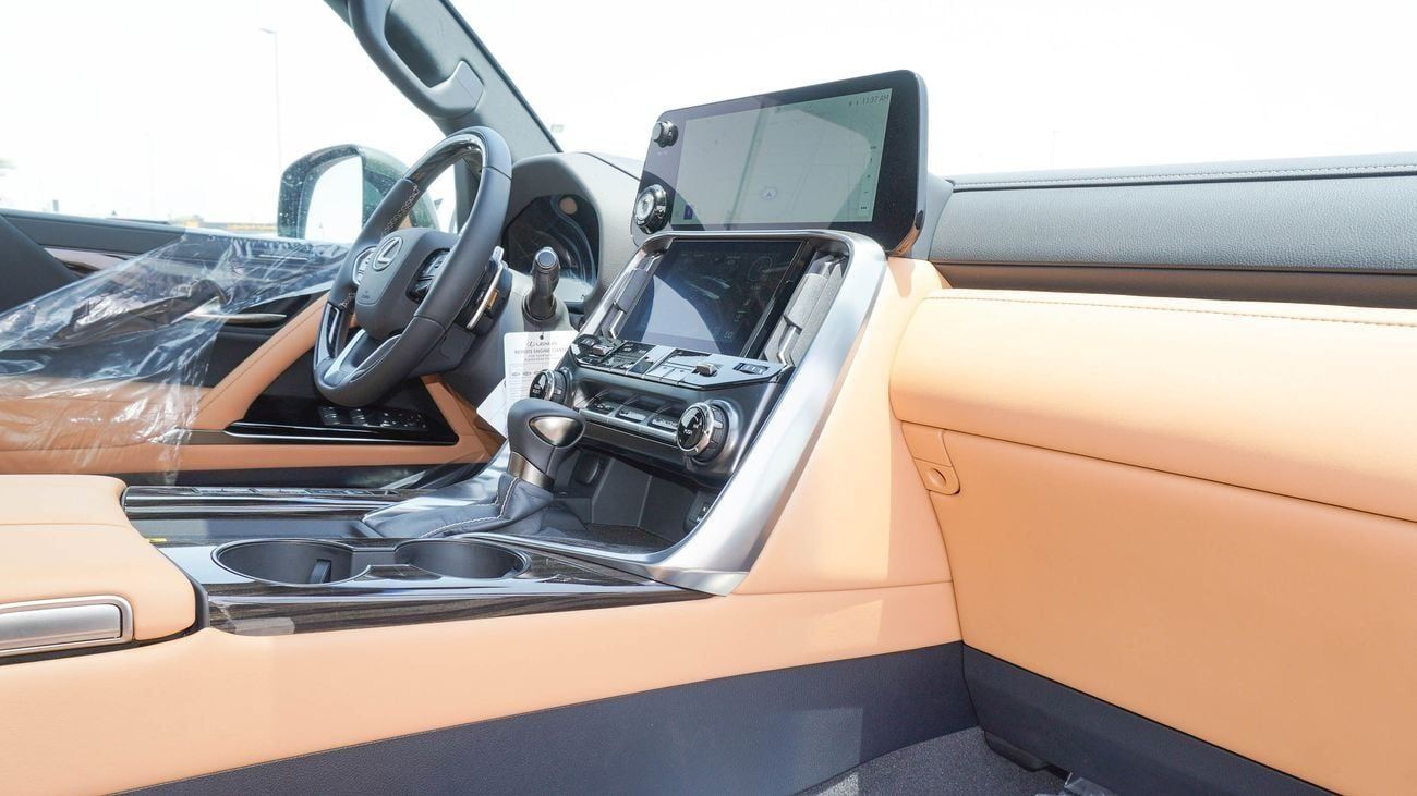 Lexus LX 600 3.5L V6