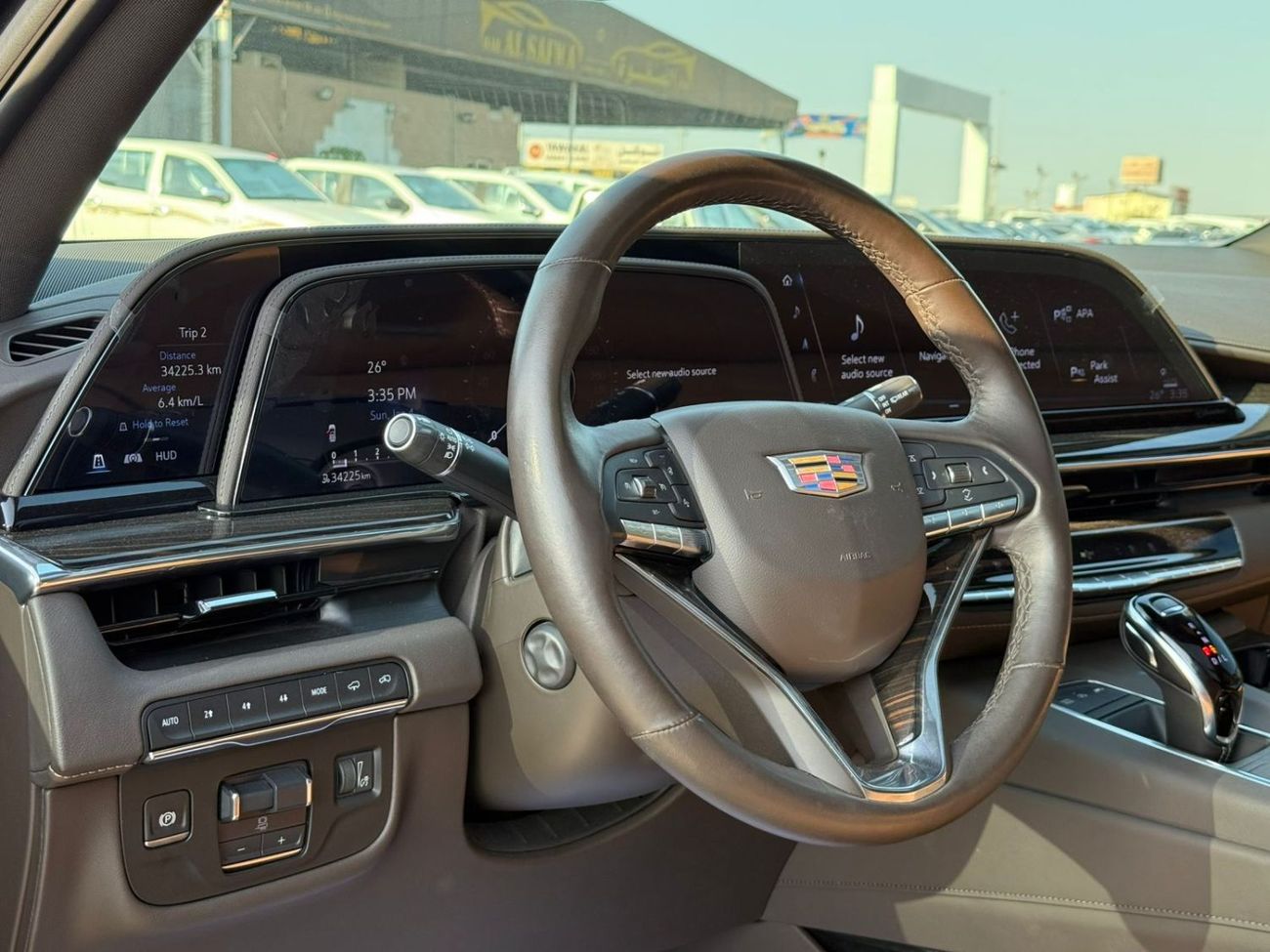 كاديلاك إسكالاد Premium Luxury Platinum 6.2L 4WD