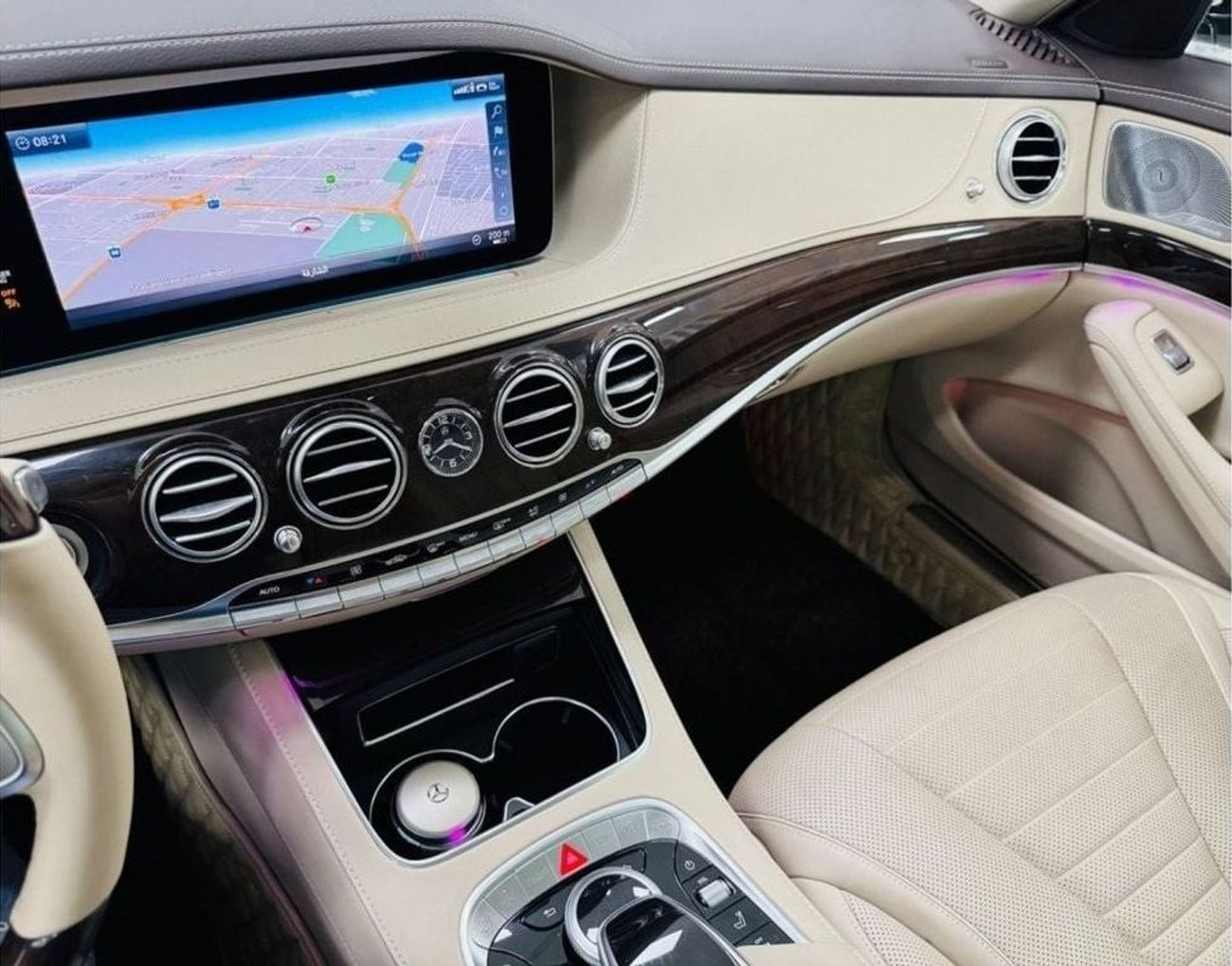 Mercedes-Benz S 560 Exclusive Edition GCC .. FSH .. Low Milegea .. Perfect Condition