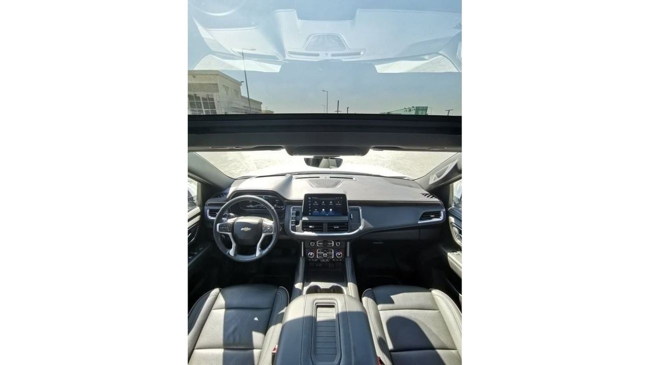 Chevrolet Suburban Chevrolet Premier Suburban - 2023 - White