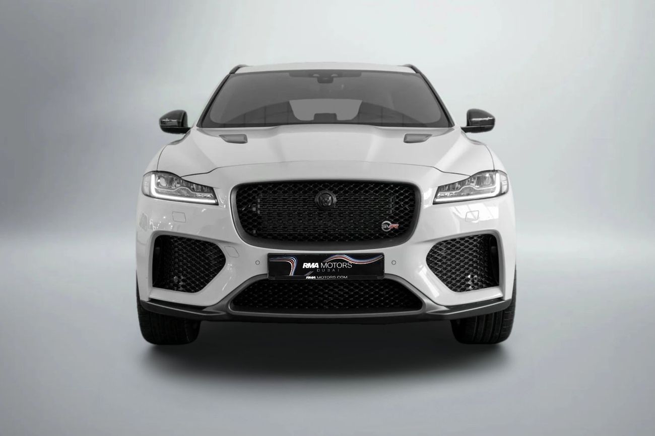 Jaguar F Pace SVR