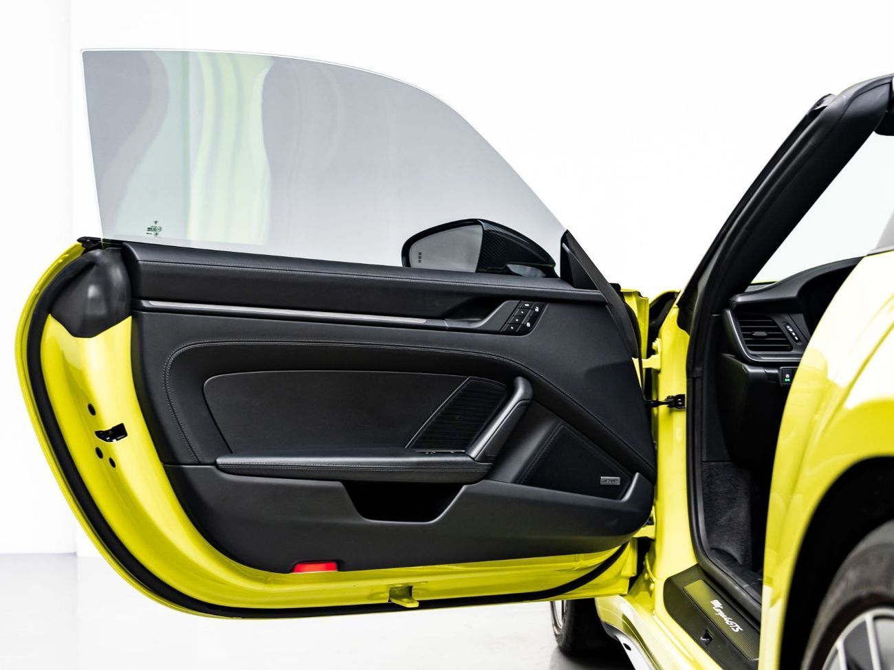 Porsche 911 Targa 4GTS 3.0L (450 HP) 2025 Porsche 911 Targa 4 GTS, 2027 Porsche Warranty, High Spec, Low KMs, GC