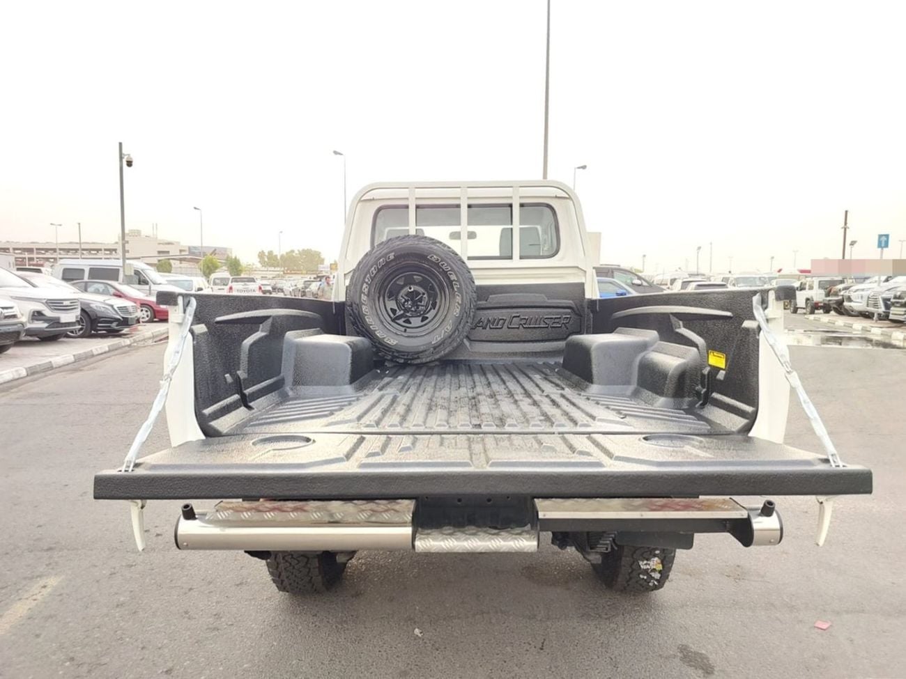 تويوتا لاند كروزر بيك آب TOYOTA LAND CRUISER PICK UP RIGHT HAND DRIVE(PM10017)