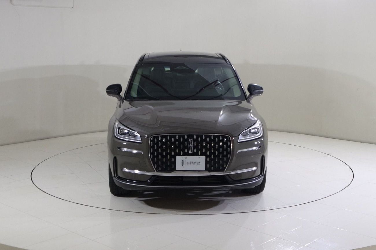 Lincoln Corsair RESERVE COR425/AL TAYER MOTORS/AL QOUZ SHOWROOM