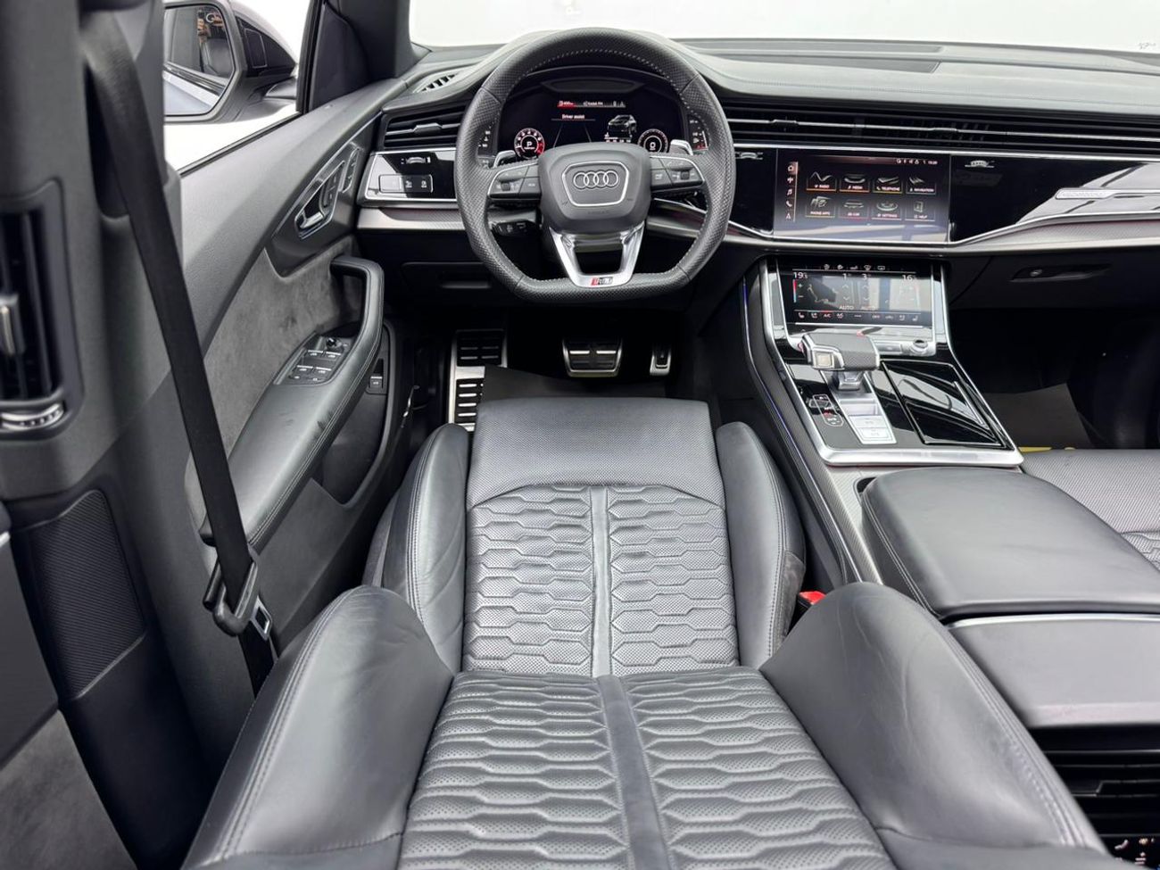 أودي RSQ8 TFSI quattro 4.0L 2021 Audi RSQ8 4.0TFSI Quattro, Warranty, Fully Loaded, Excellent Condition, Euro