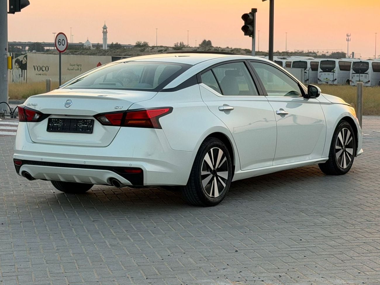 نيسان ألتيما SV