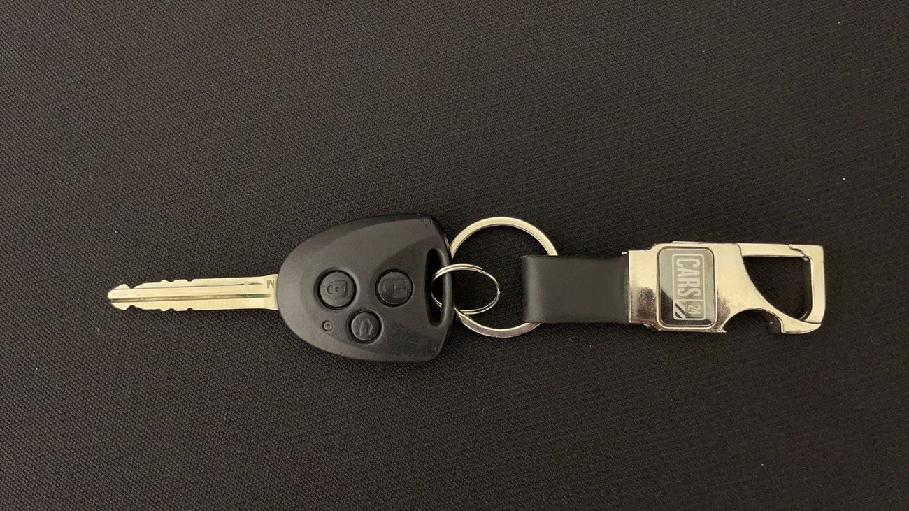 تويوتا يارس E 1.5 | بدون دفعة مقدمة | اختبار القيادة في المنزل