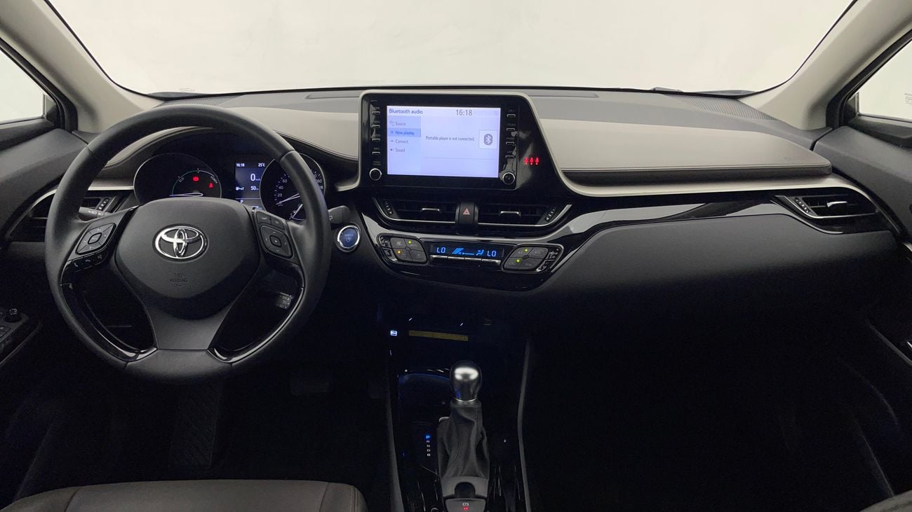 تويوتا CHR 2023 VX | AED 984/Month | 0 DP | 30 Day Return | Warranty | Service History